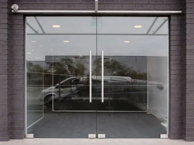 درب اتوماتیک شیشه ای بدون فریم